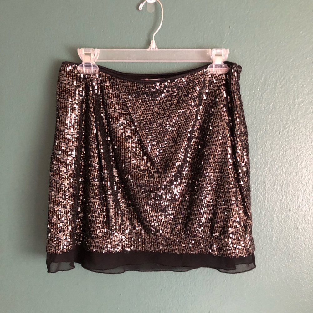 Sparkly sequin skirt